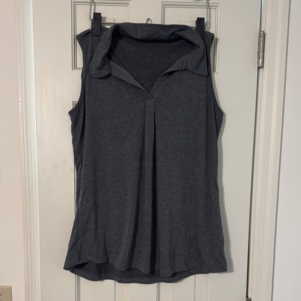Women's Sleeveless Gray Top